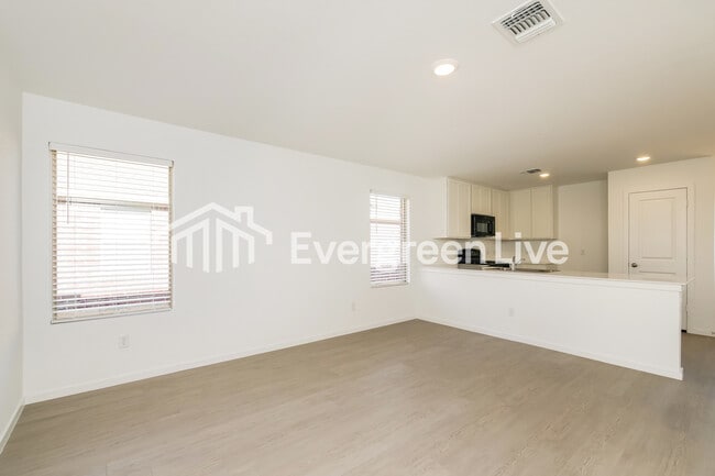 Building Photo - 12524 Huntington Rdg Wy