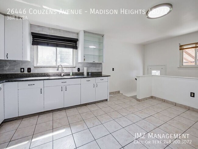 Building Photo - 26446 Couzens Ave