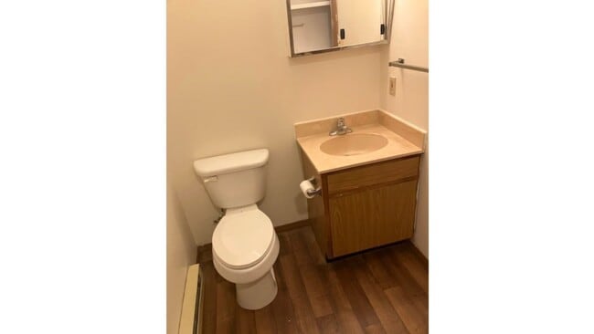 Building Photo - 233 High St