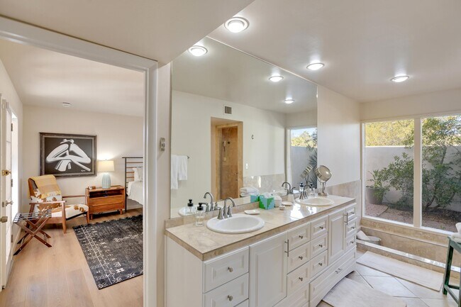 Building Photo - 7441 E Century Dr