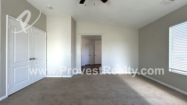 Building Photo - 13981 Horseshoe Way