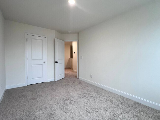 Building Photo - 4959 Caddis Bnd