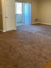 Building Photo - 221 Palm Ave