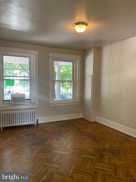 Building Photo - 1708 Kilbourne Pl NW