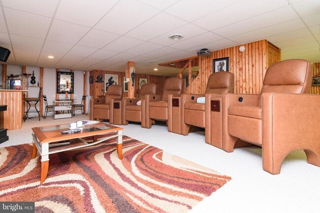 Building Photo - 23615 Quail Hollow Cir