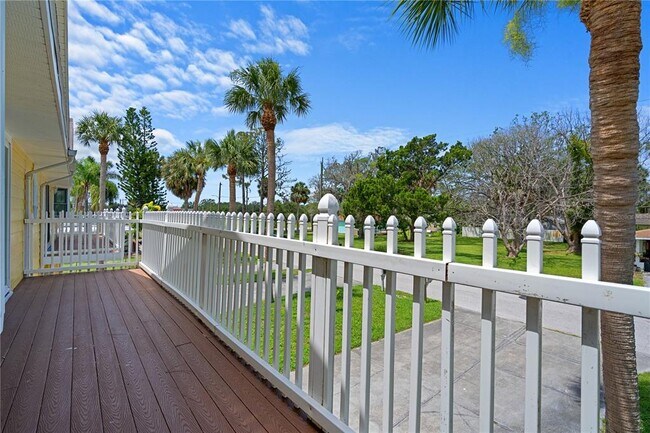 Building Photo - 8134 Papaya St