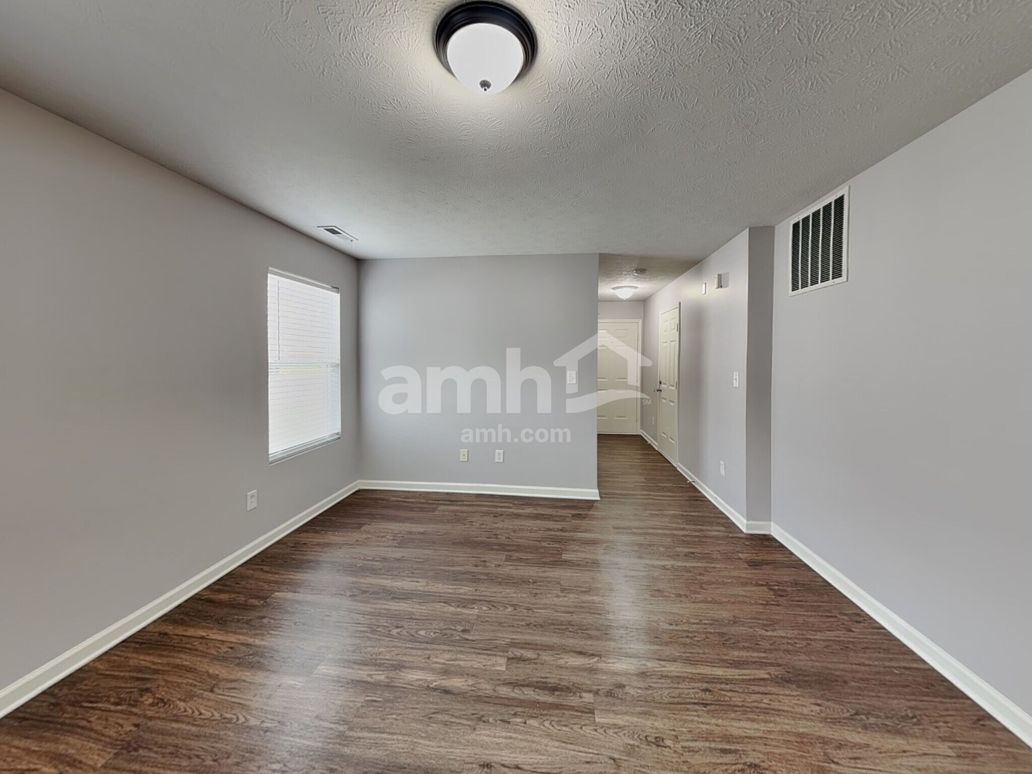 Building Photo - 784 Aerostar Court