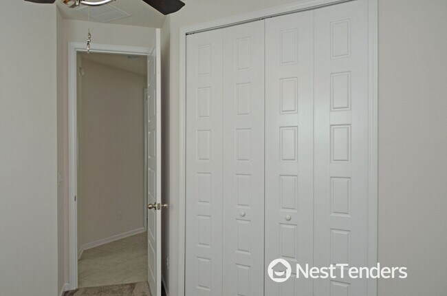 Building Photo - Like New Four Bedroom in Fernandina!