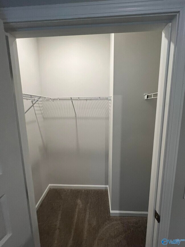 Building Photo - 159 Little Britain St