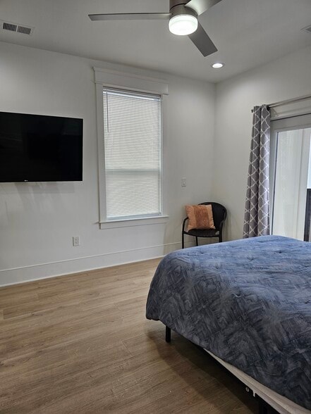 bdrm 3 - 1621 9th Ave N