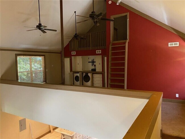 Building Photo - 1256 Chambers Rd