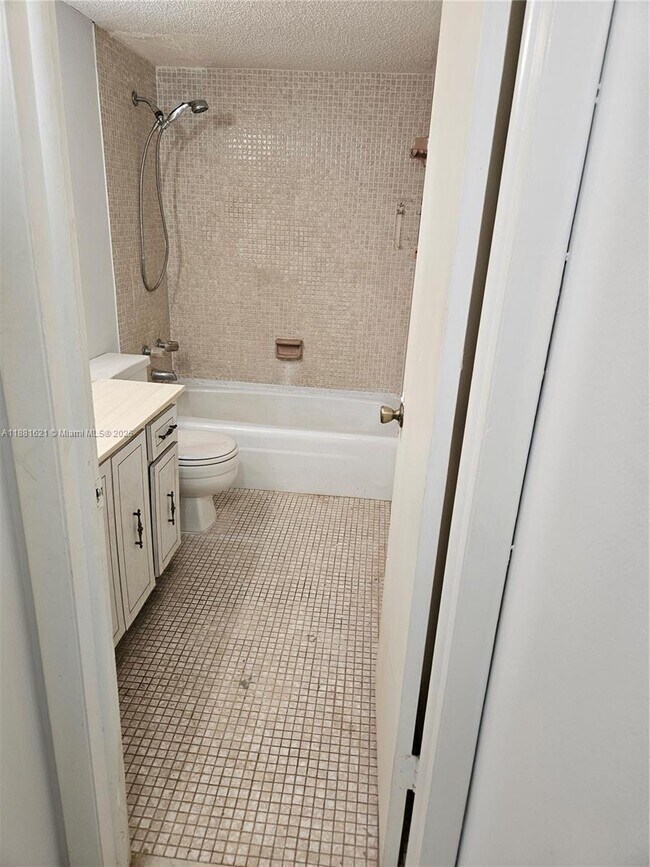 Building Photo - 11131 Royal Palm Blvd