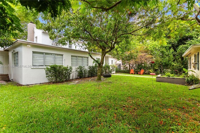 Building Photo - 72 Palmetto Dr