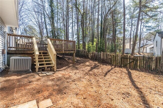 Building Photo - 210 Littlewick Way