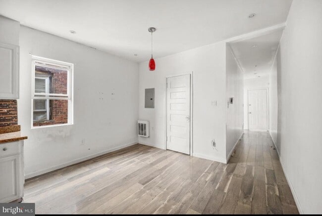 Building Photo - 5106 Parkside Ave