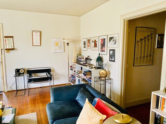 Building Photo - 4506 Monument Ave