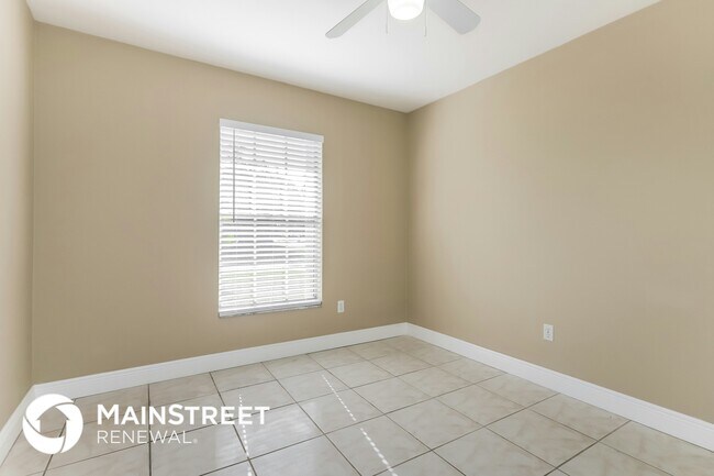 Building Photo - 2234 Village Ct