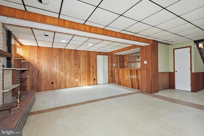 Building Photo - 10624 Marbury Rd