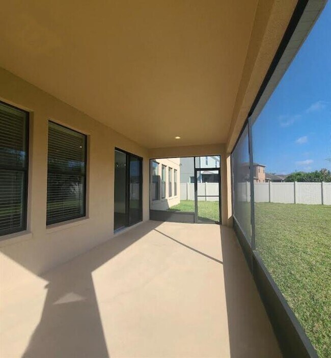 Building Photo - 1052 Ketzal Dr
