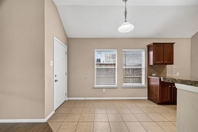 Building Photo - 16007 Hidden Manor Dr
