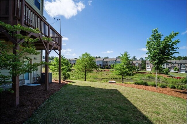 Building Photo - 1595 Ridgebrook Downs
