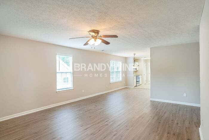Building Photo - 7126 Crystal Creek Pl