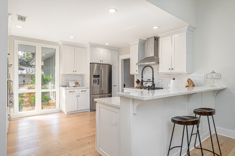 Building Photo - 10 Howley Ln