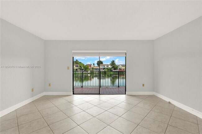 Building Photo - 1335 W 68th St