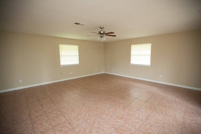 Building Photo - 5602 Briarwick Ln