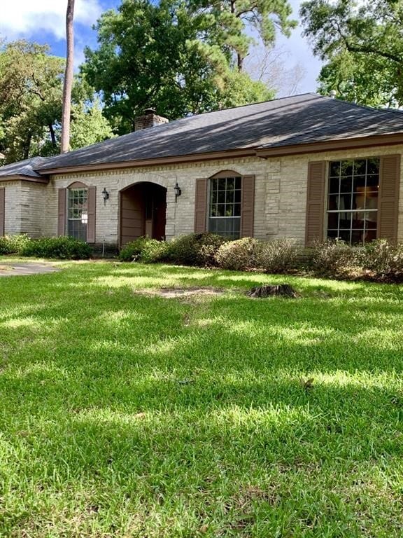 Building Photo - 2123 Lakeville Dr