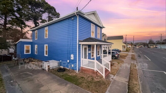 Building Photo - 2728 E Virginia Beach Blvd