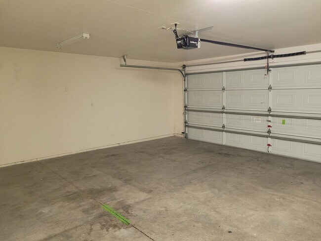 Building Photo - 1495 Verde Dr