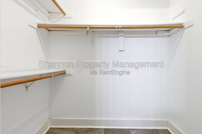 Building Photo - 16625 Ivy Grove Dr