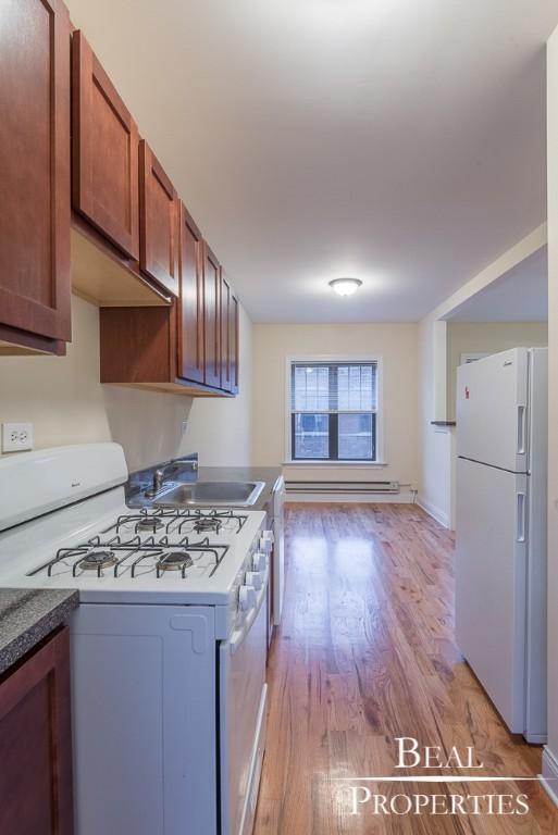 Building Photo - 1 bedroom in CHICAGO IL 60657