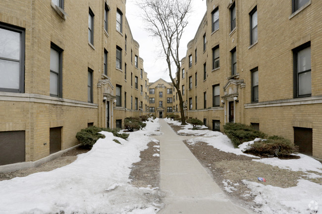 Building Photo - South Drexel Apartments