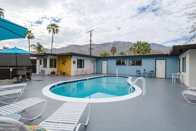 Only Four Units--Quiet and Safe - 525 E Cottonwood Rd