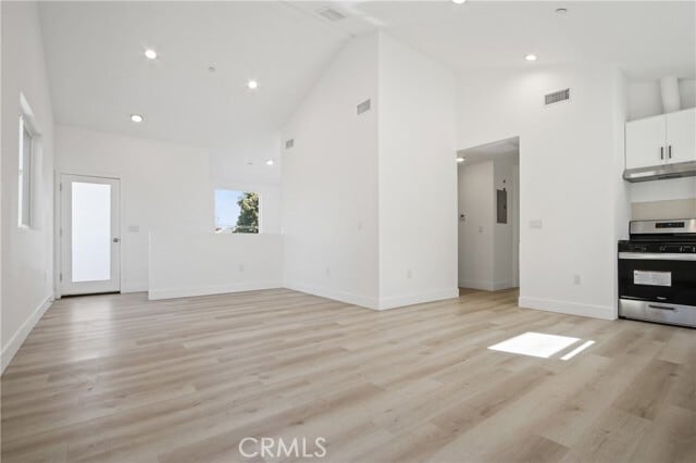 Building Photo - 9241 1/2 Firth Blvd