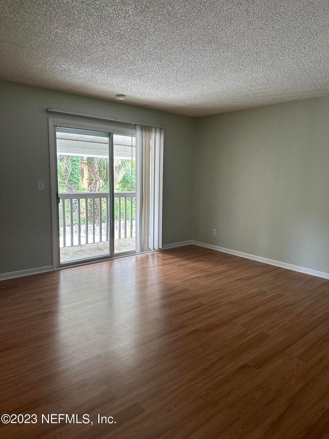 Building Photo - 695 A1A N