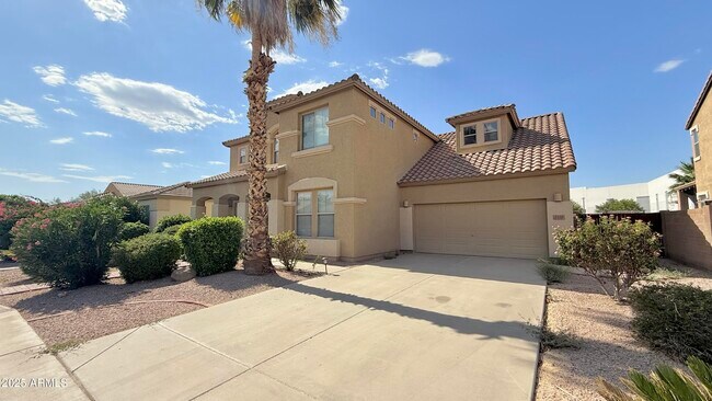 Building Photo - 3316 E Kingbird Pl