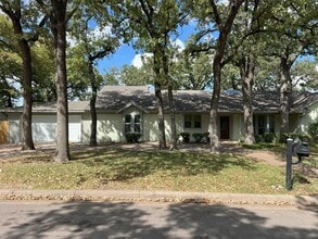Building Photo - Shelmar Drive
