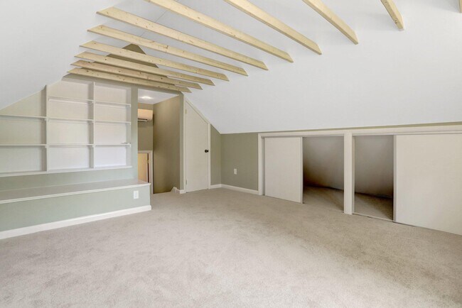 Building Photo - 8005 Candlewood Dr