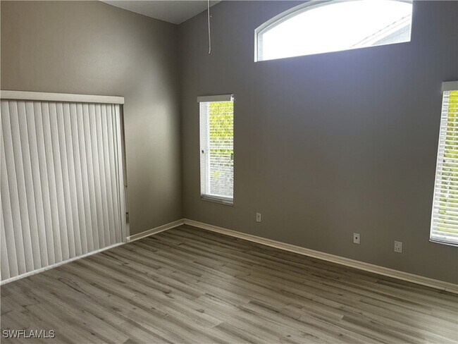 Building Photo - 18072 Horseshoe Bay Cir