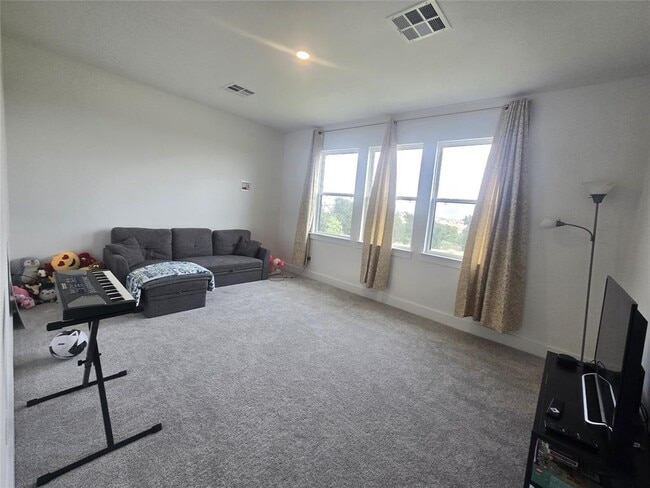 Building Photo - 124 Ribera Dr