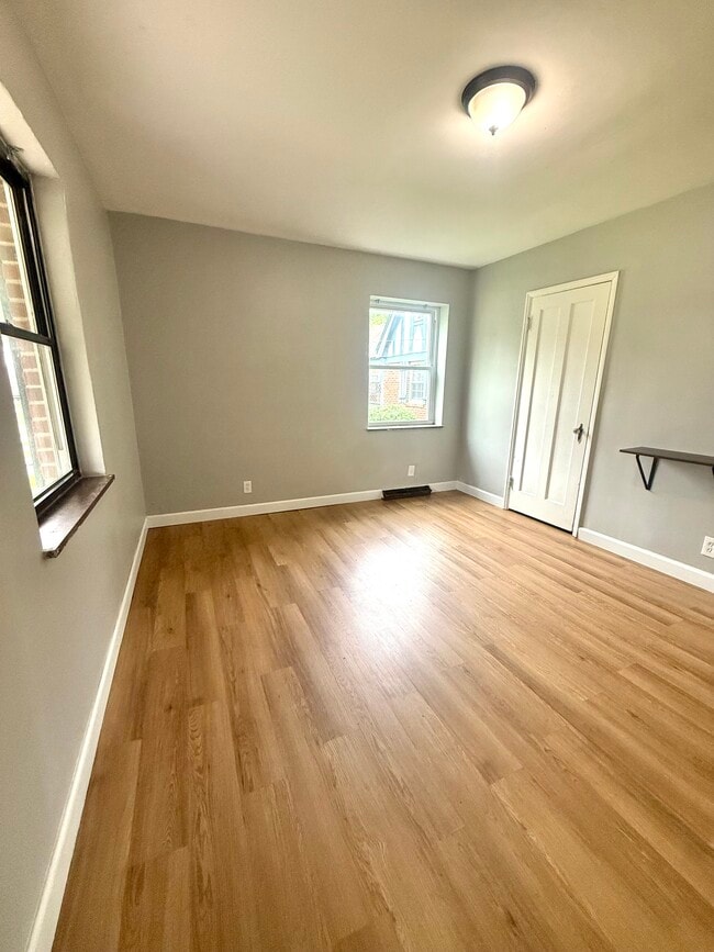 Building Photo - 1131 Wilmont Ct