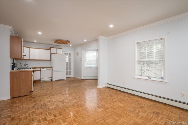 Building Photo - 9 Harrison Ave