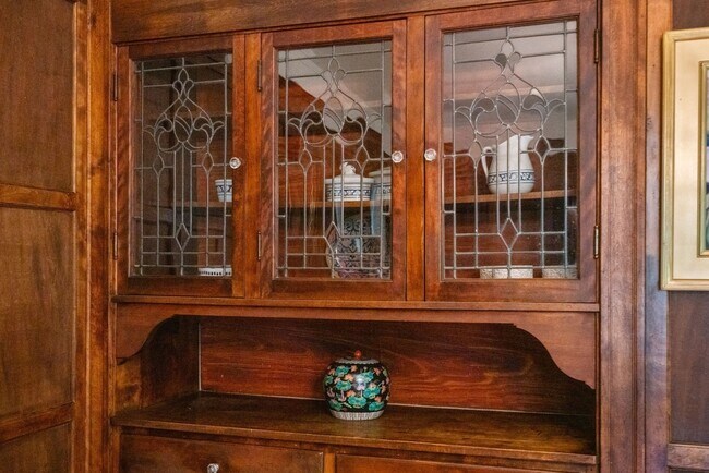 Building Photo - 81 Avalon Rd