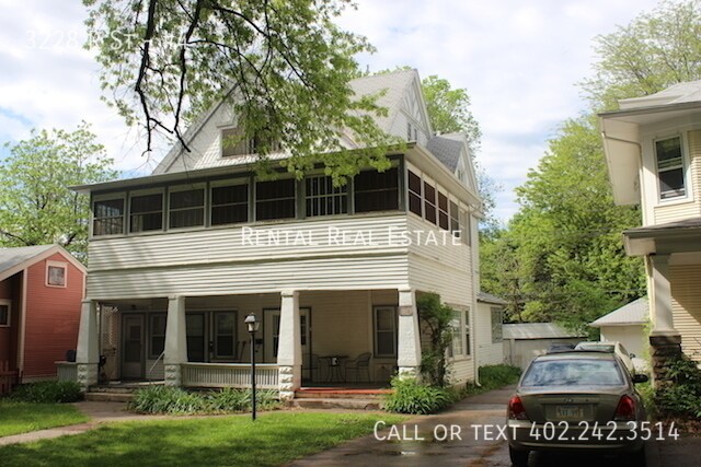 Primary Photo - 3228 R St