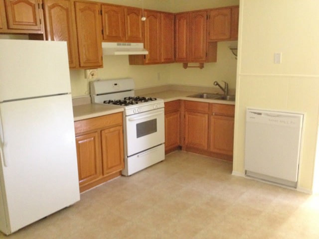 Building Photo - SUMMER SPECIAL-REDUCED RENT! LOVELY 3 BR H...