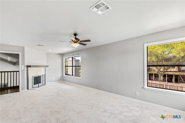 Building Photo - 116 Newport Dr