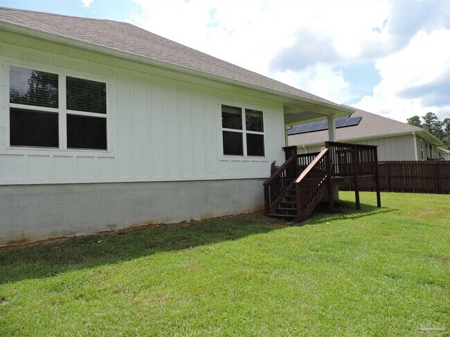 Building Photo - 10697 Davenport Lp